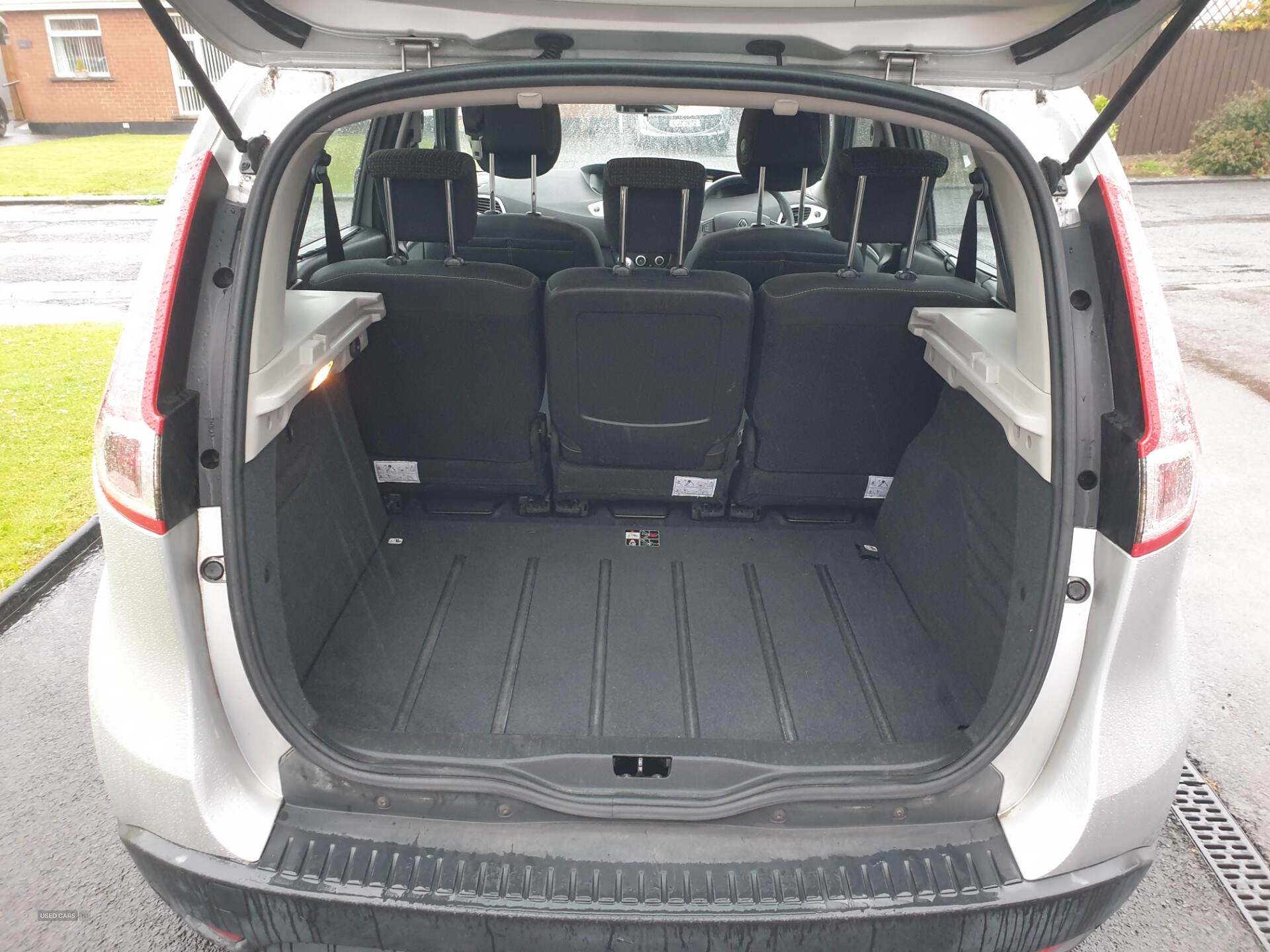 May 2010 Renault Scenic 1.5 dCi 106 Dynamique TomTom 5dr
