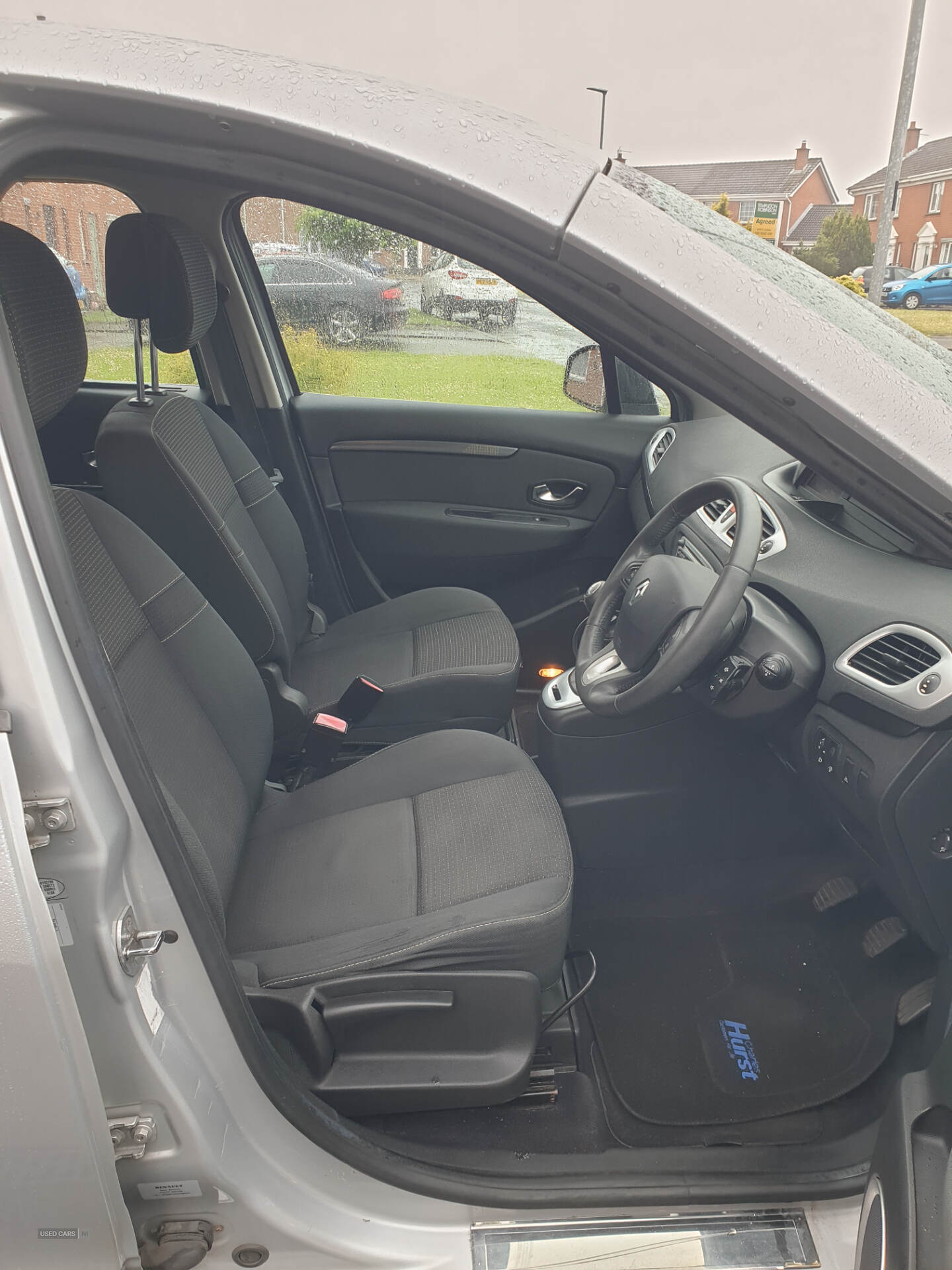 May 2010 Renault Scenic 1.5 dCi 106 Dynamique TomTom 5dr