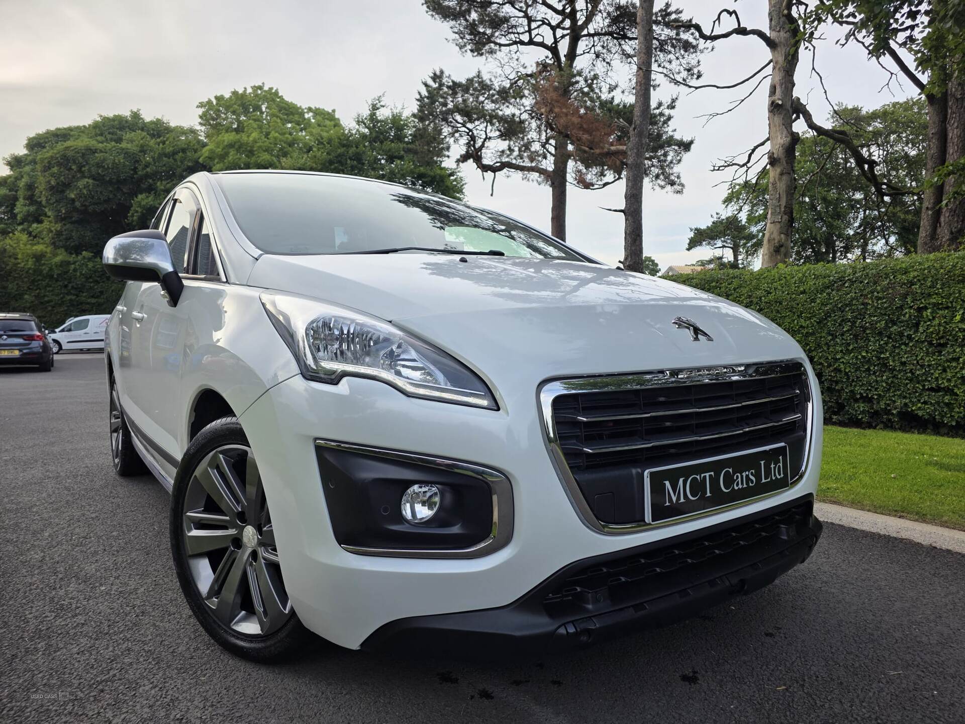 Dec 2013 Peugeot 3008 1.6 HDi Allure 5dr