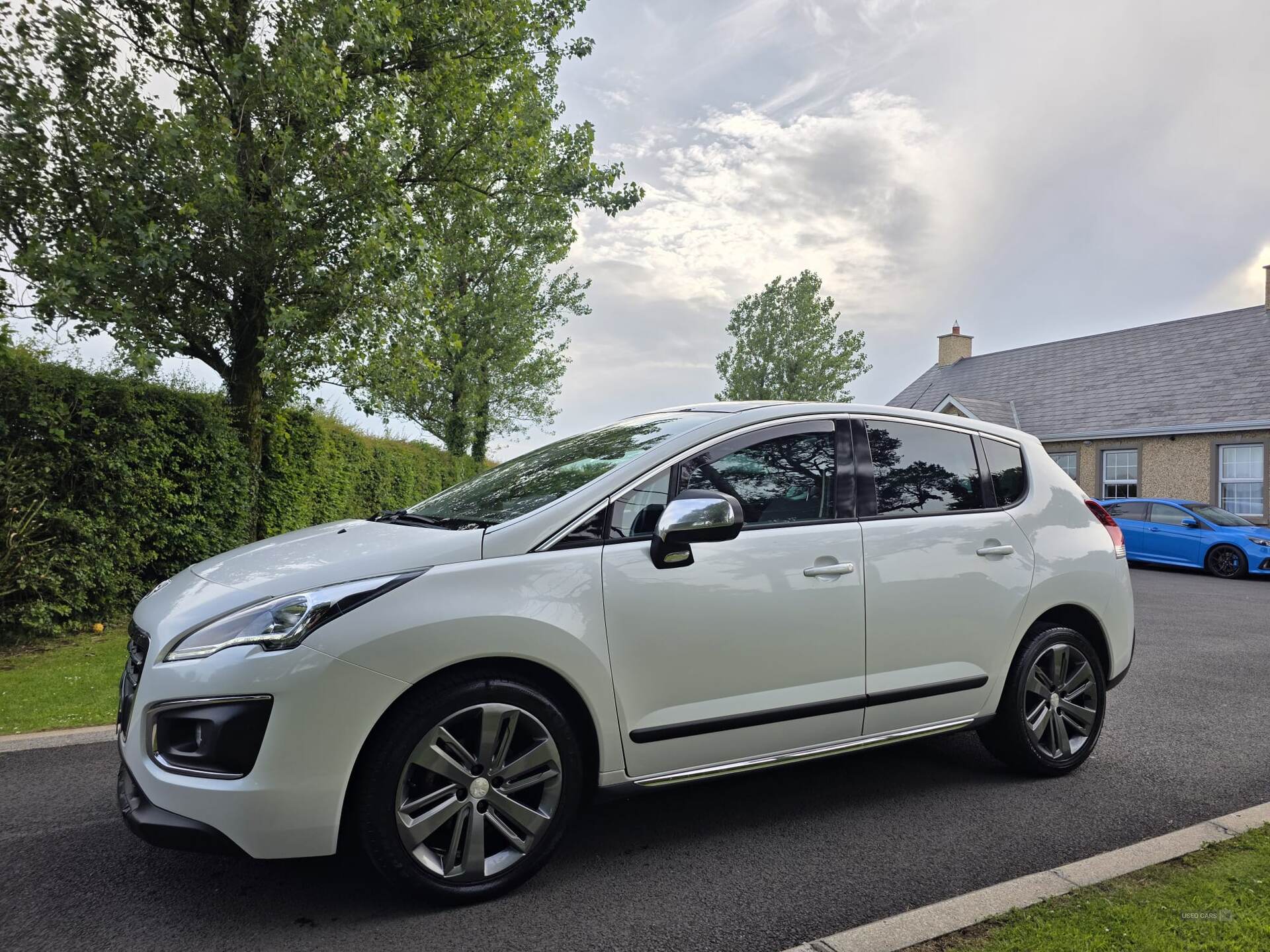 Dec 2013 Peugeot 3008 1.6 HDi Allure 5dr