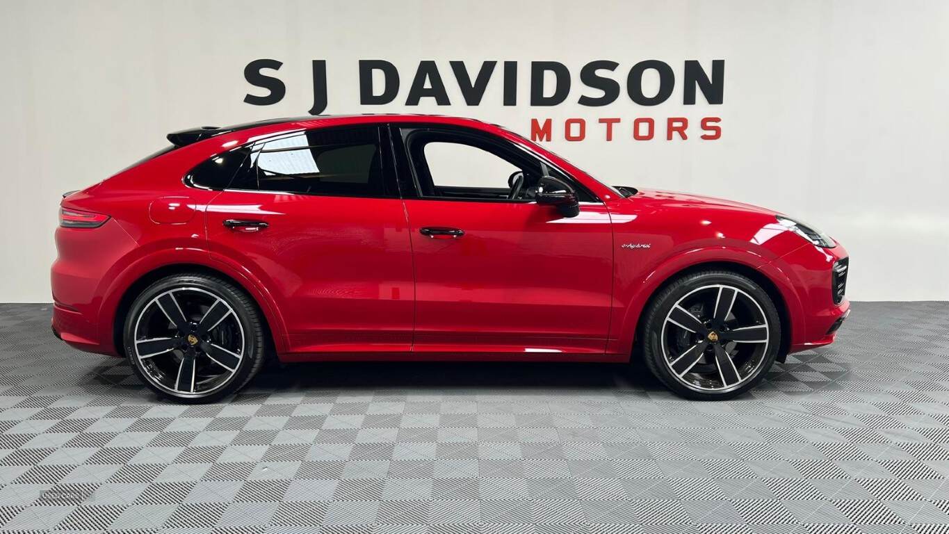 Sep 2022 Porsche Cayenne Coupe E-Hybrid 5dr Tiptronic S