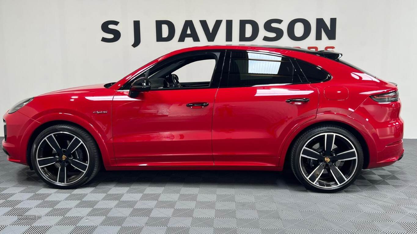 Sep 2022 Porsche Cayenne Coupe E-Hybrid 5dr Tiptronic S