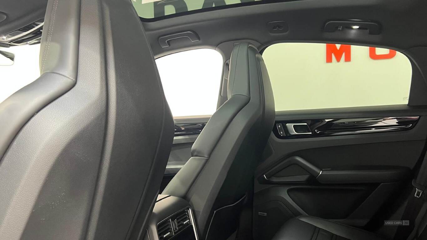 Sep 2022 Porsche Cayenne Coupe E-Hybrid 5dr Tiptronic S