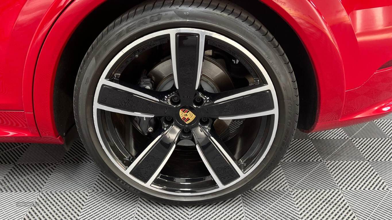 Sep 2022 Porsche Cayenne Coupe E-Hybrid 5dr Tiptronic S