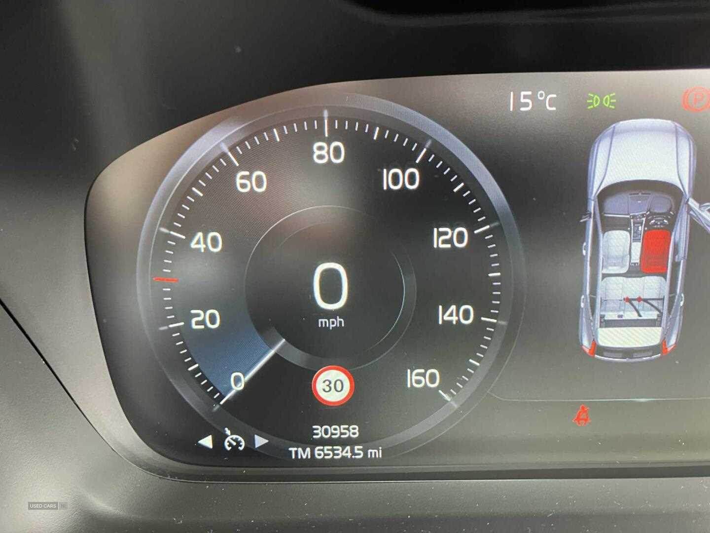 Aug 2020 Volvo XC40 1.5 T3 [163] R DESIGN 5dr Geartronic
