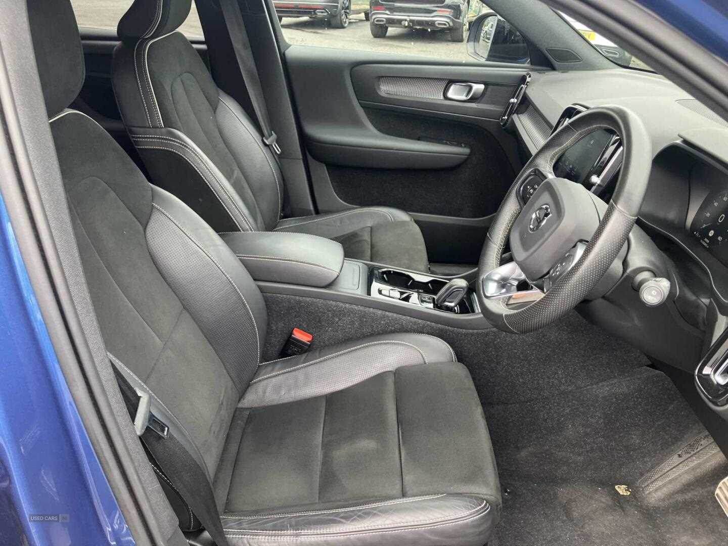 Aug 2020 Volvo XC40 1.5 T3 [163] R DESIGN 5dr Geartronic