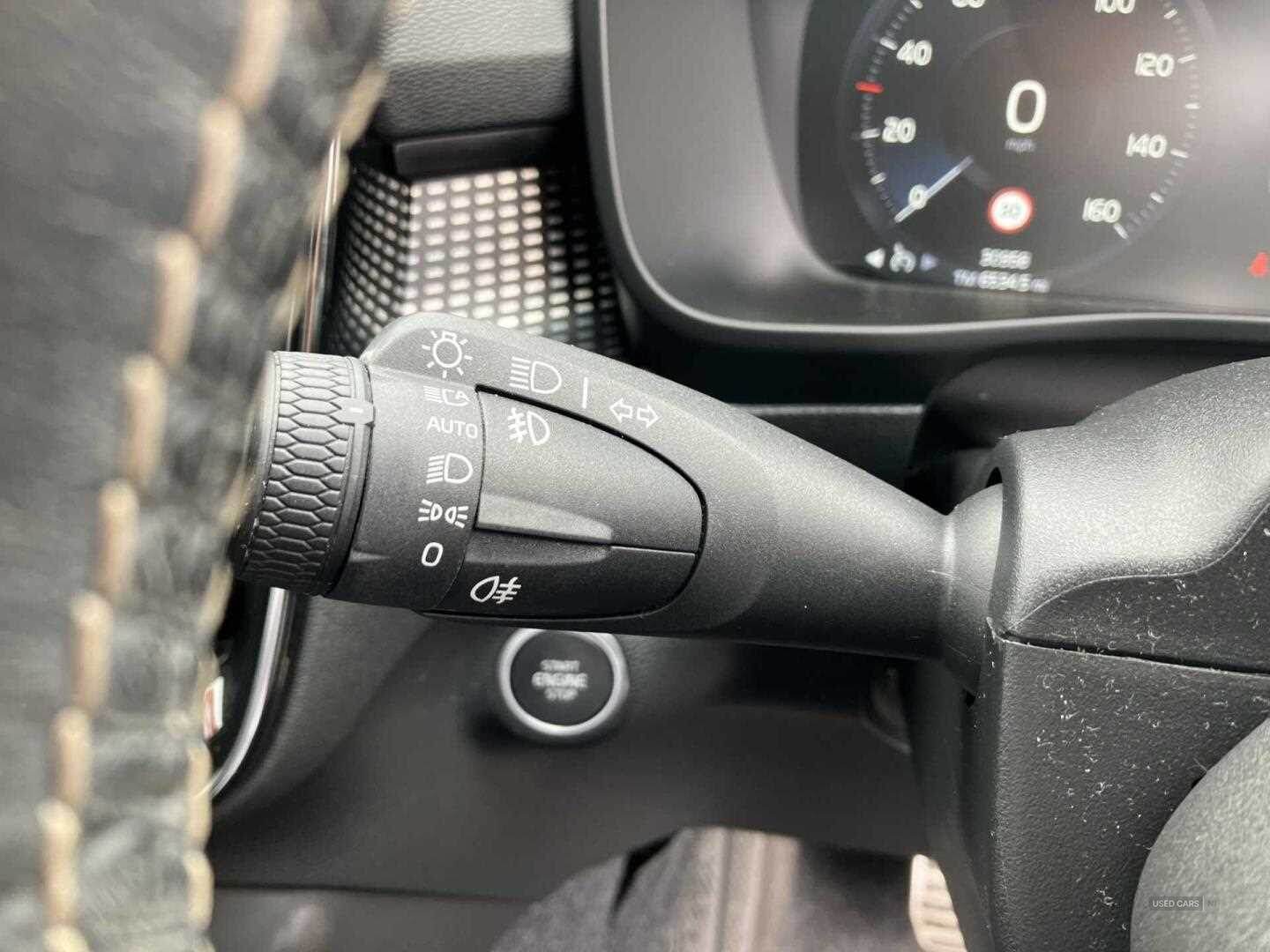 Aug 2020 Volvo XC40 1.5 T3 [163] R DESIGN 5dr Geartronic