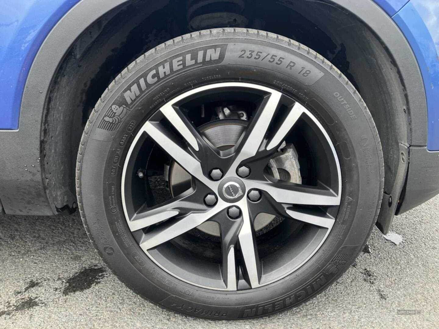 Aug 2020 Volvo XC40 1.5 T3 [163] R DESIGN 5dr Geartronic