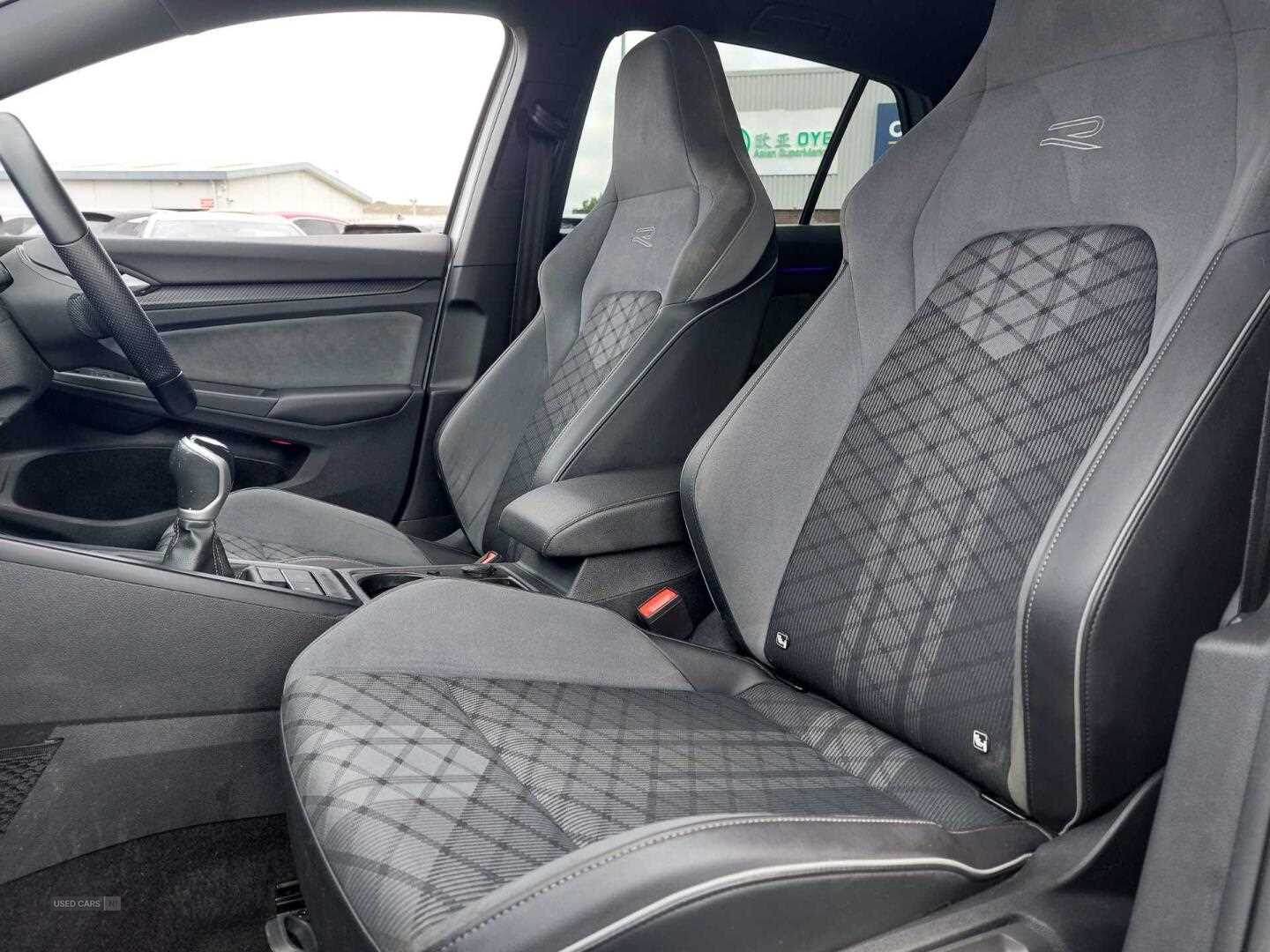 Jan 2022 Volkswagen Golf 1.5 TSI R-Line 5dr