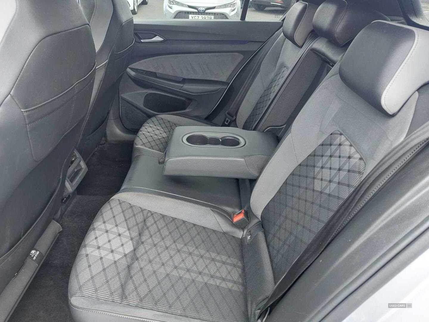 Jan 2022 Volkswagen Golf 1.5 TSI R-Line 5dr
