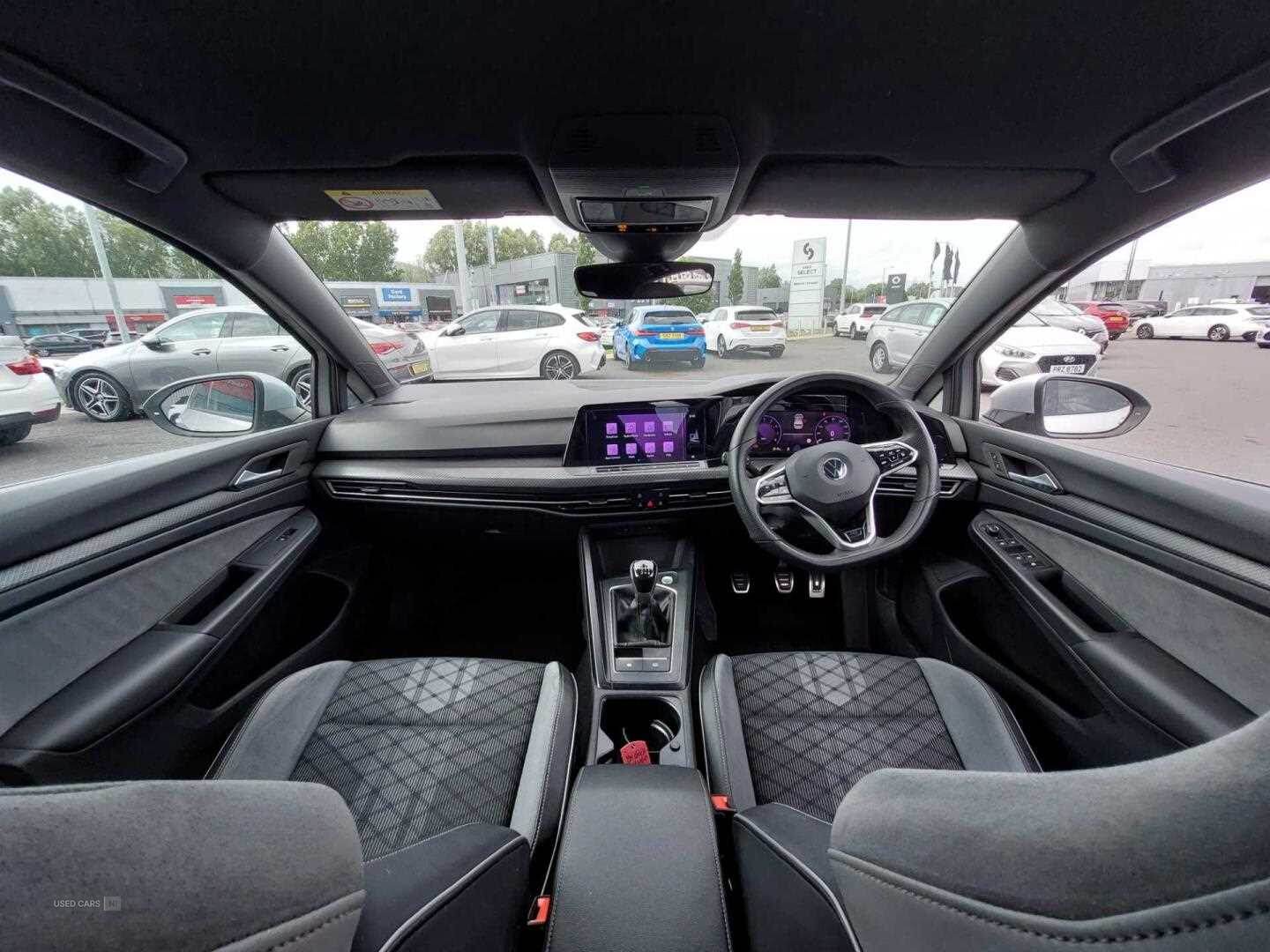 Jan 2022 Volkswagen Golf 1.5 TSI R-Line 5dr