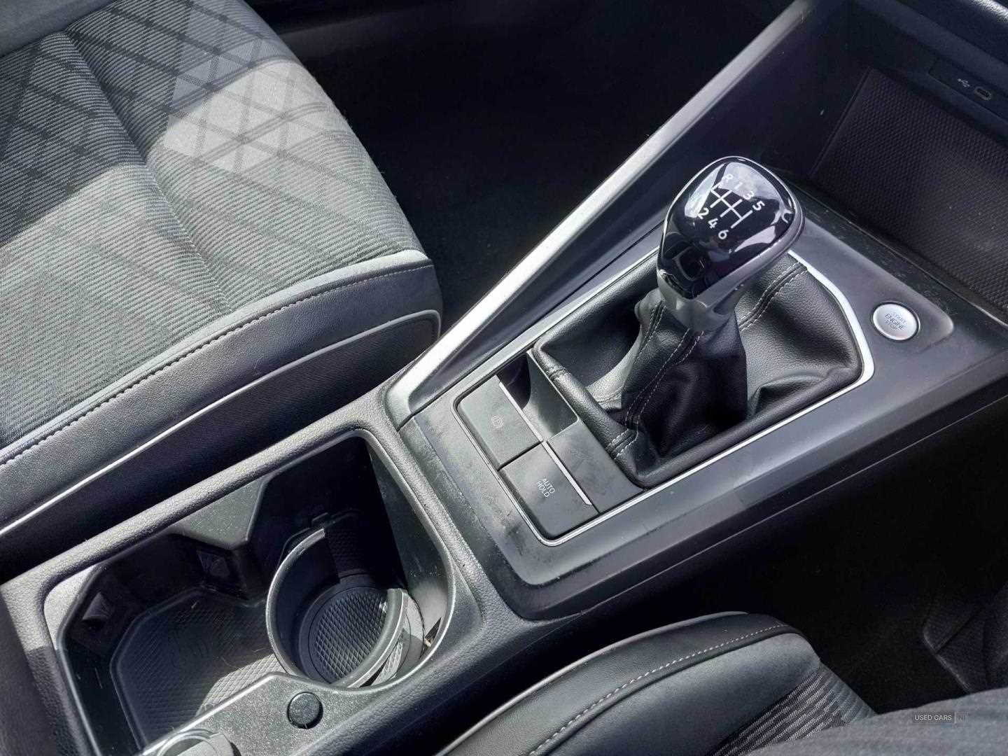 Jan 2022 Volkswagen Golf 1.5 TSI R-Line 5dr