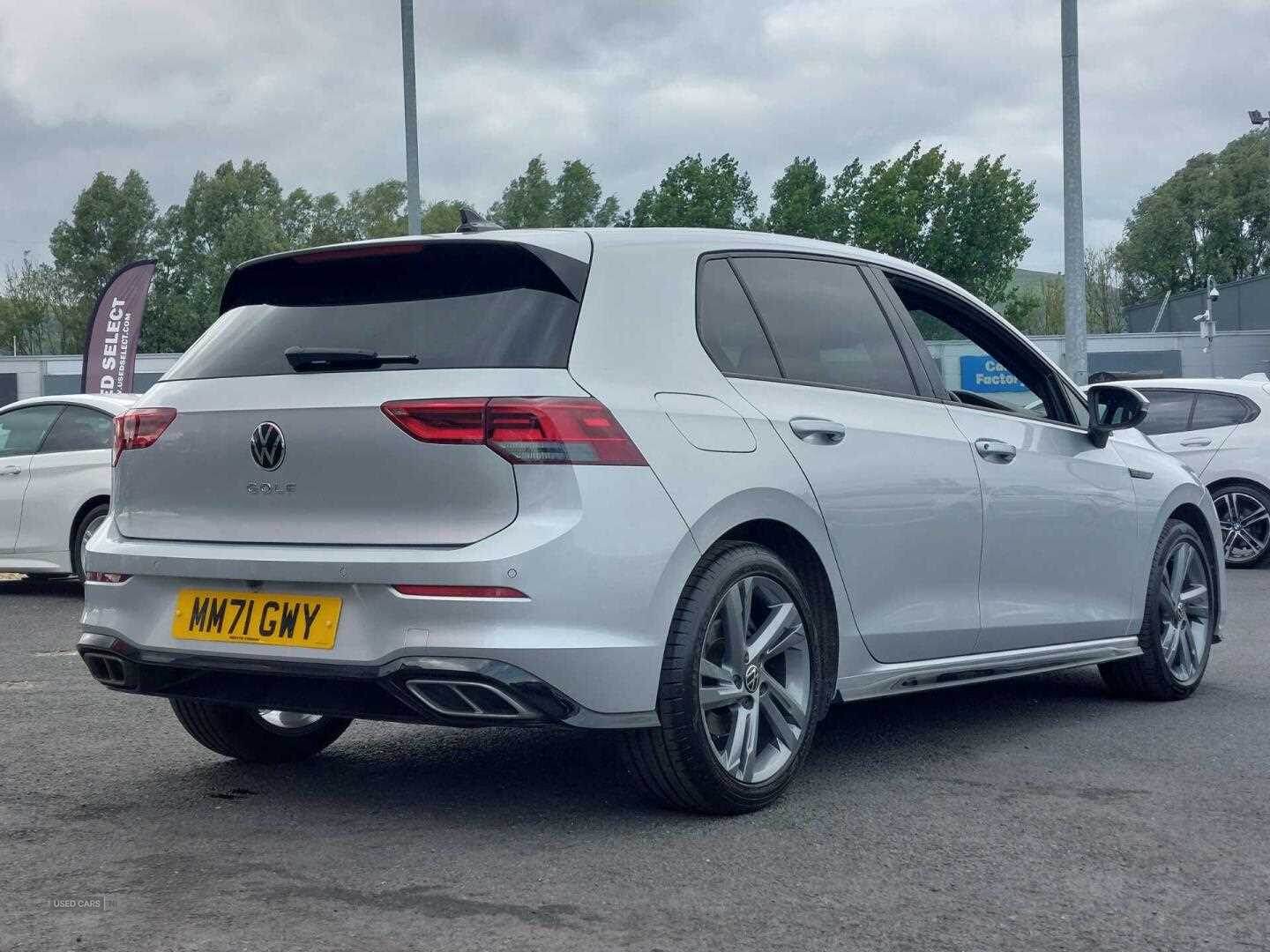 Jan 2022 Volkswagen Golf 1.5 TSI R-Line 5dr