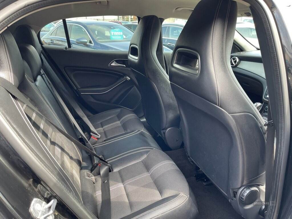  2019 Mercedes-Benz 180 1.6 GLA180 Urban Edition SUV 5dr Petrol Manual Euro 6 (s/s) (122 ps) ONLY 45973 GENUINE LOW MILES