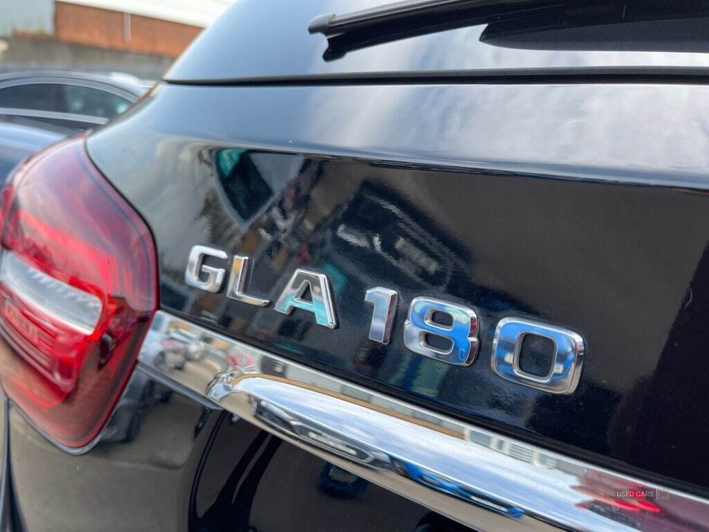 2019 Mercedes-Benz 180 1.6 GLA180 Urban Edition SUV 5dr Petrol Manual Euro 6 (s/s) (122 ps) ONLY 45973 GENUINE LOW MILES