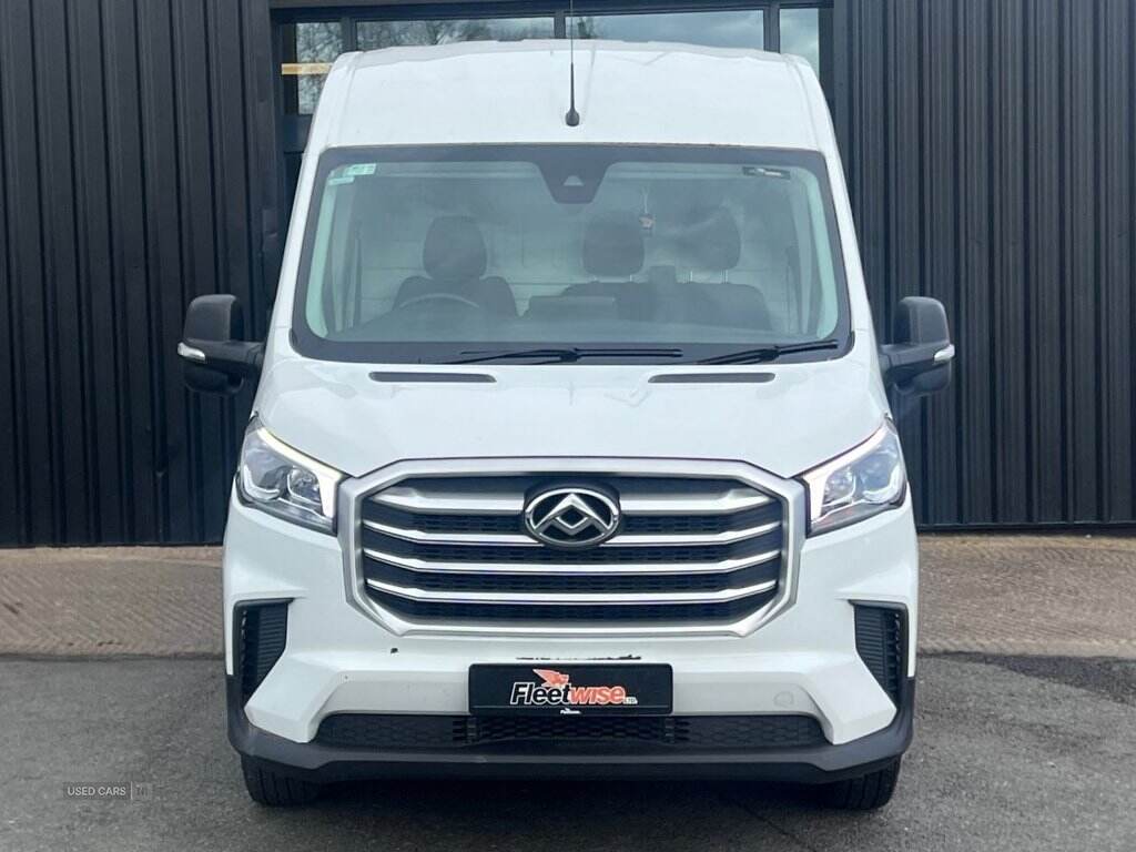 Nov 2022 Maxus Deliver 9 2.0 D20 150 High Roof Van