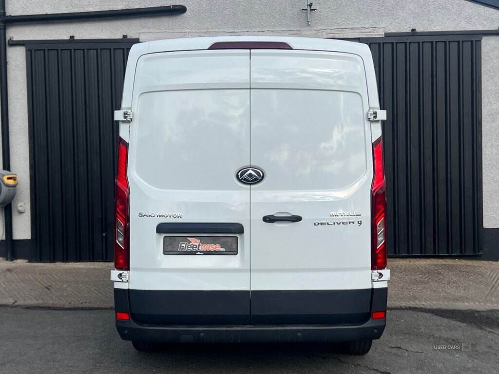 Nov 2022 Maxus Deliver 9 2.0 D20 150 High Roof Van