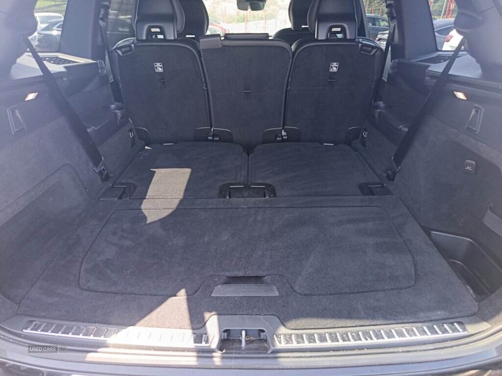 Mar 2022 Volvo XC90 2.0 B5D [235] R DESIGN 5dr AWD Geartronic