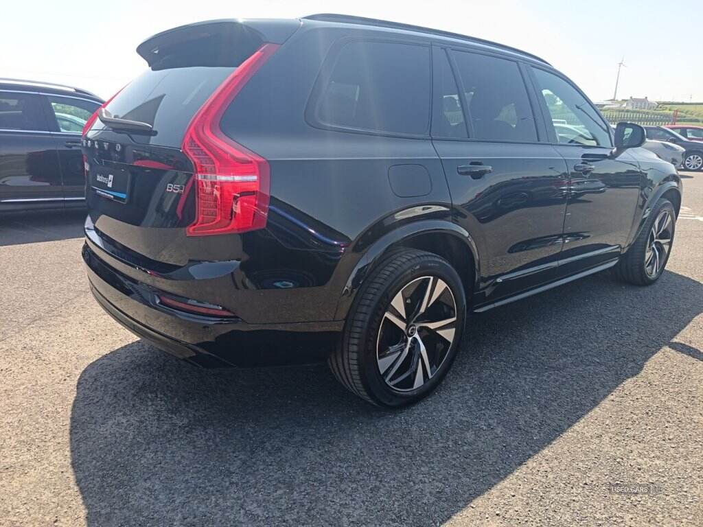 Mar 2022 Volvo XC90 2.0 B5D [235] R DESIGN 5dr AWD Geartronic