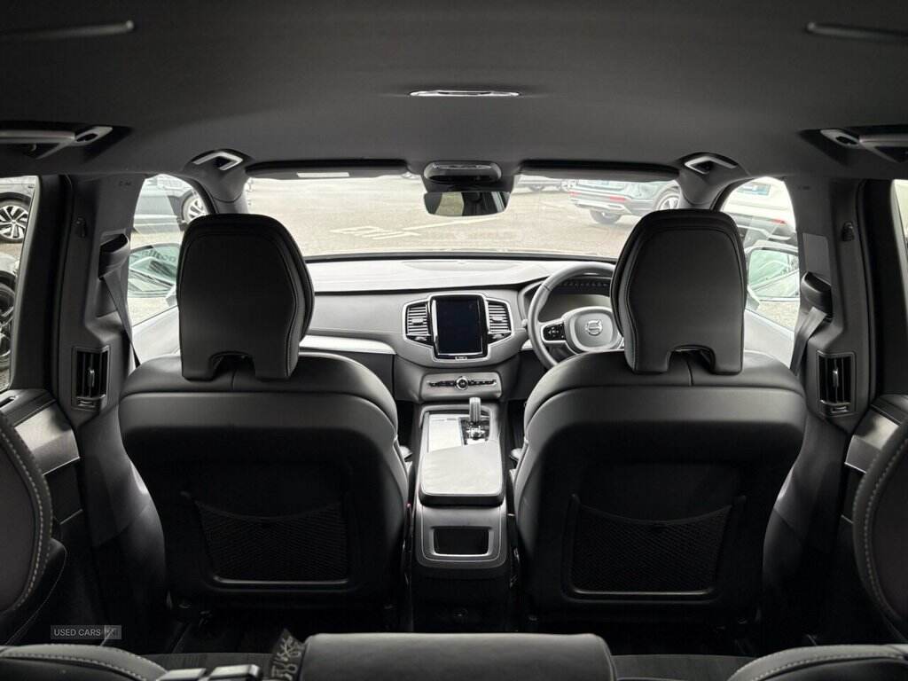 Mar 2022 Volvo XC90 2.0 B5D [235] R DESIGN 5dr AWD Geartronic