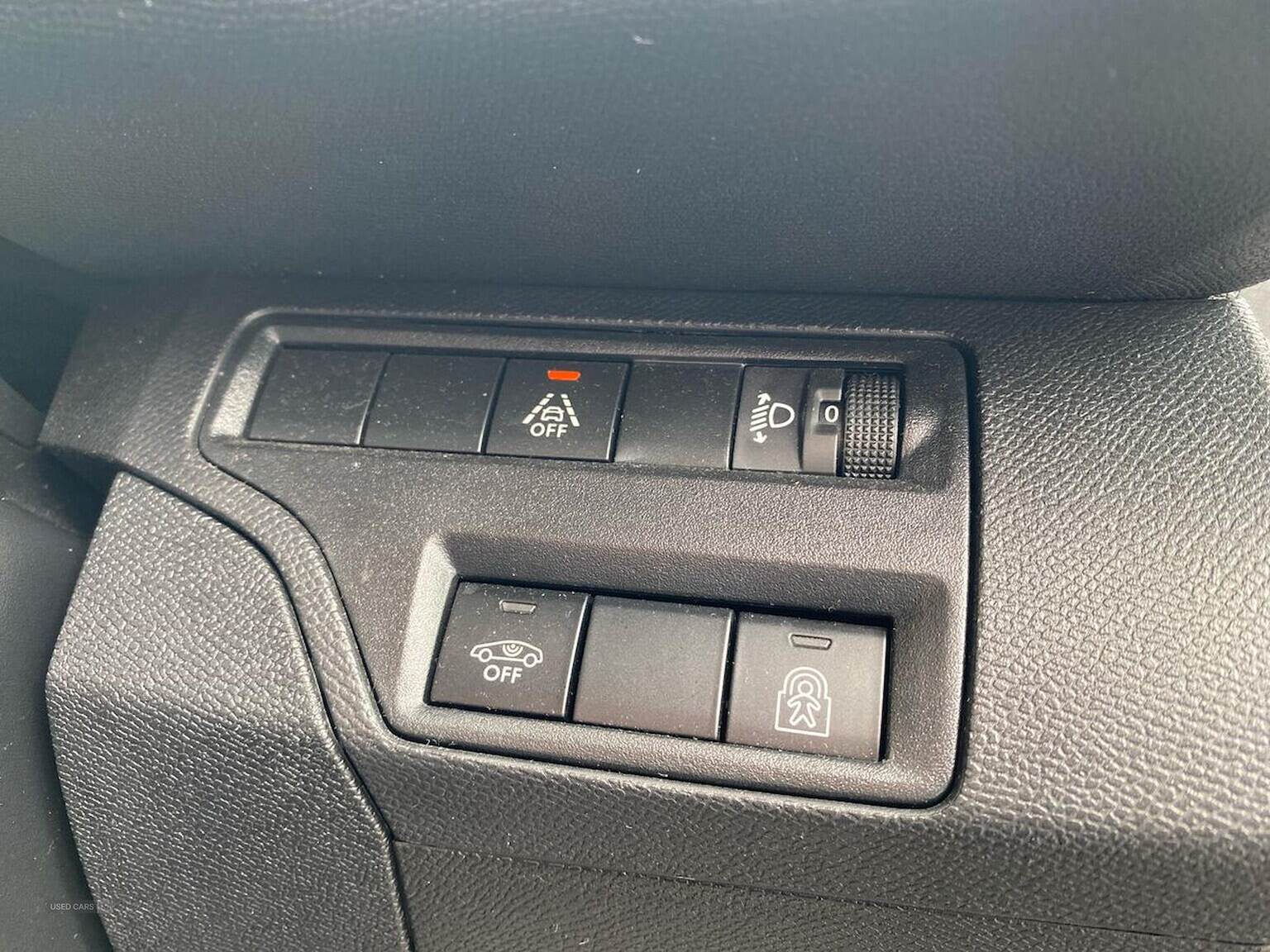 May 2022 Peugeot 3008 1.5 Bluehdi Active Premium 5Dr