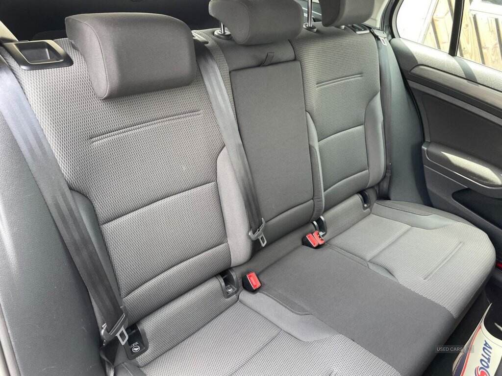 Sep 2014 Volkswagen Golf 1.6 TDI 105 SE 5dr
