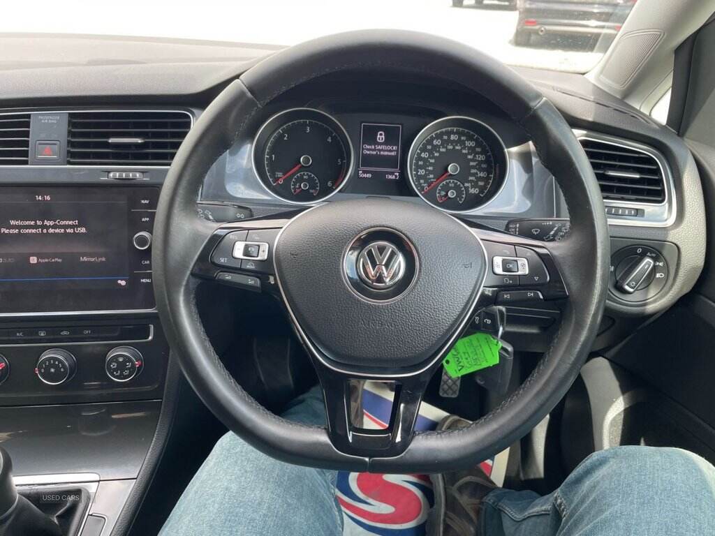 Sep 2014 Volkswagen Golf 1.6 TDI 105 SE 5dr