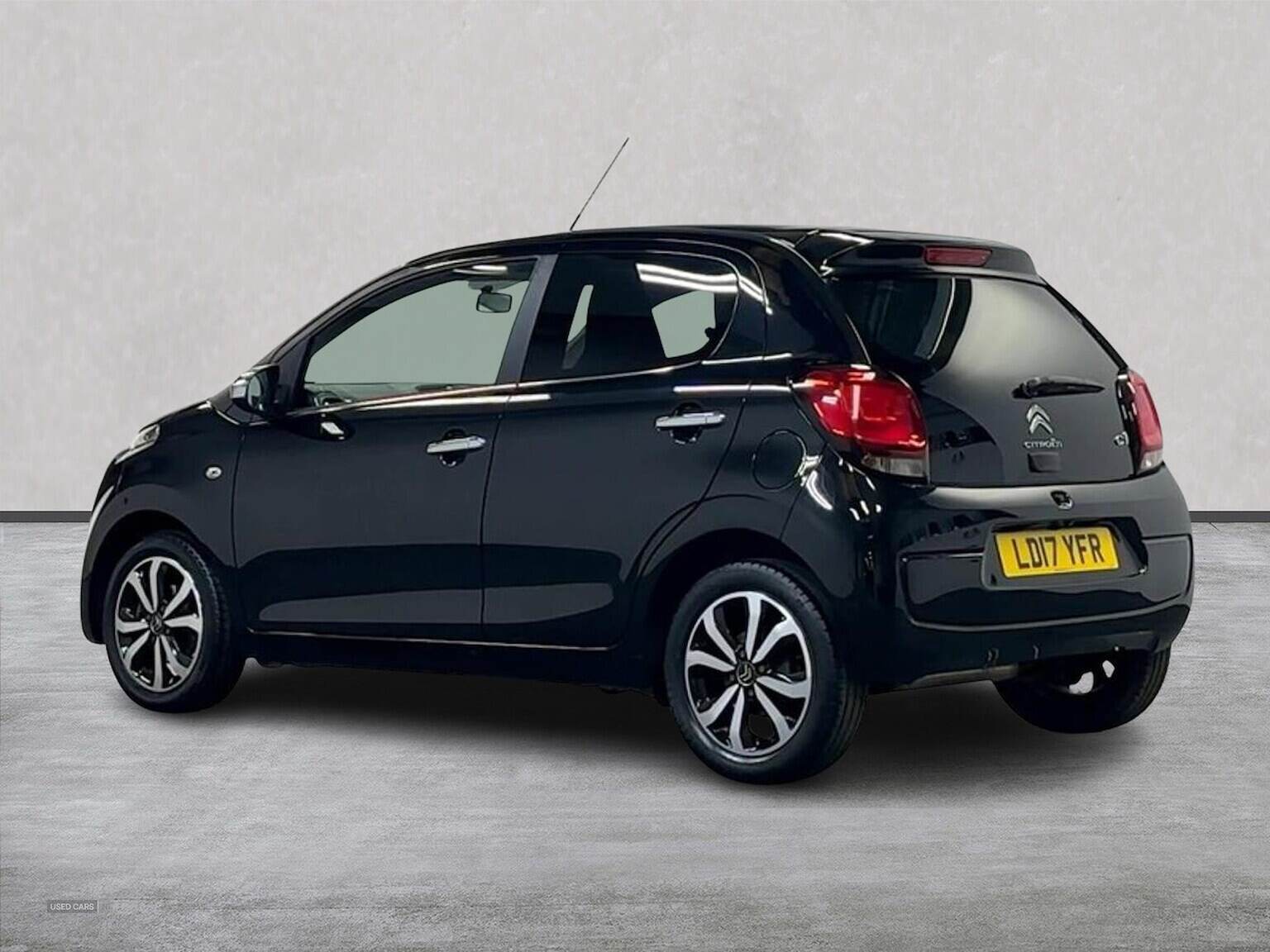 Mar 2017 Citroen C1 1.2 Puretech Flair 5Dr