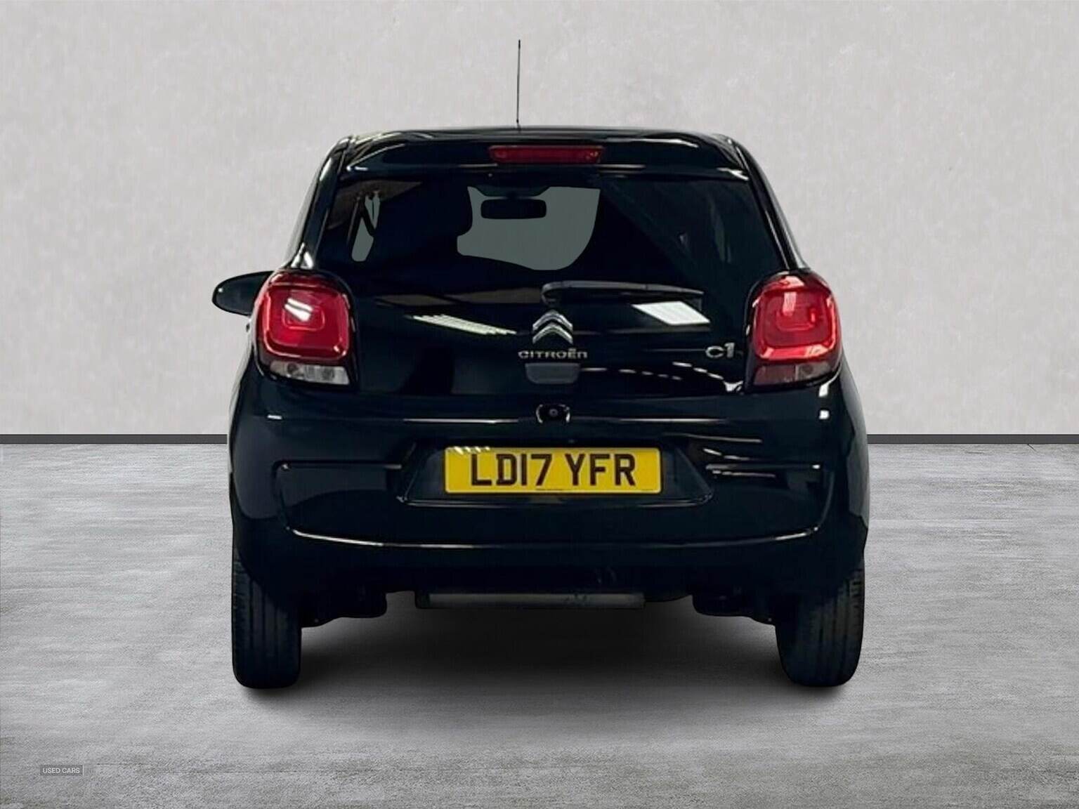 Mar 2017 Citroen C1 1.2 Puretech Flair 5Dr