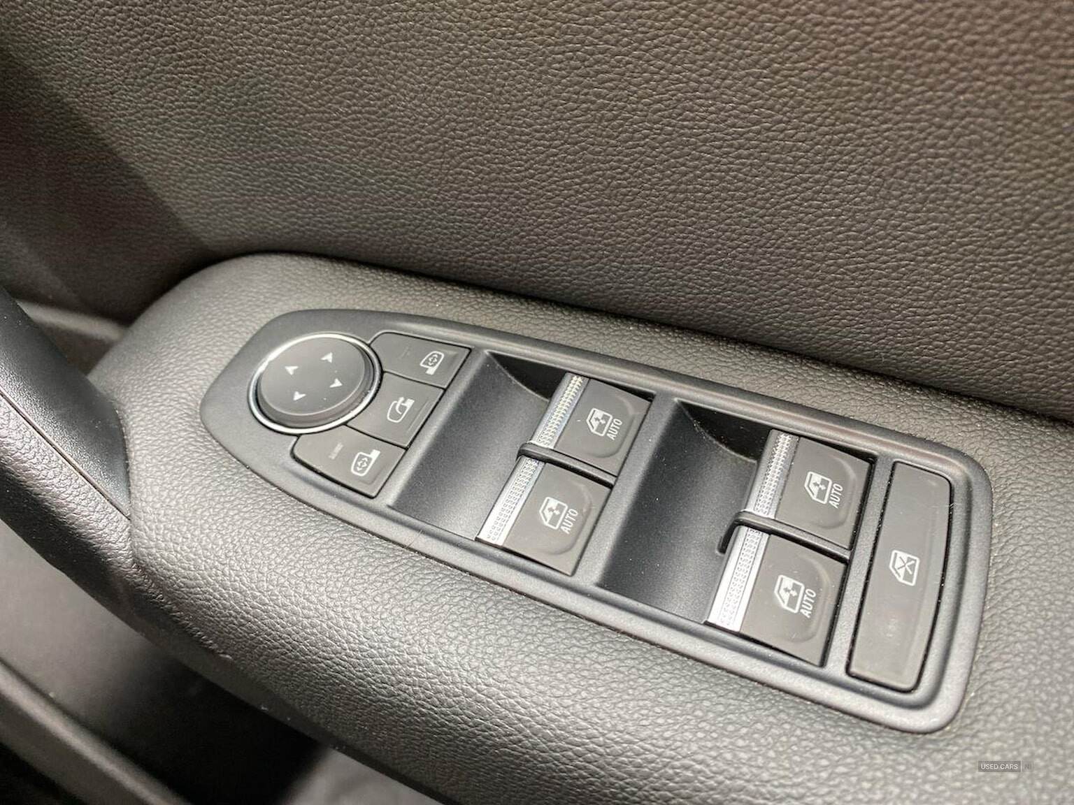 Jan 2022 Renault Captur 1.6 E-Tech Phev 160 S Edition 5Dr Auto