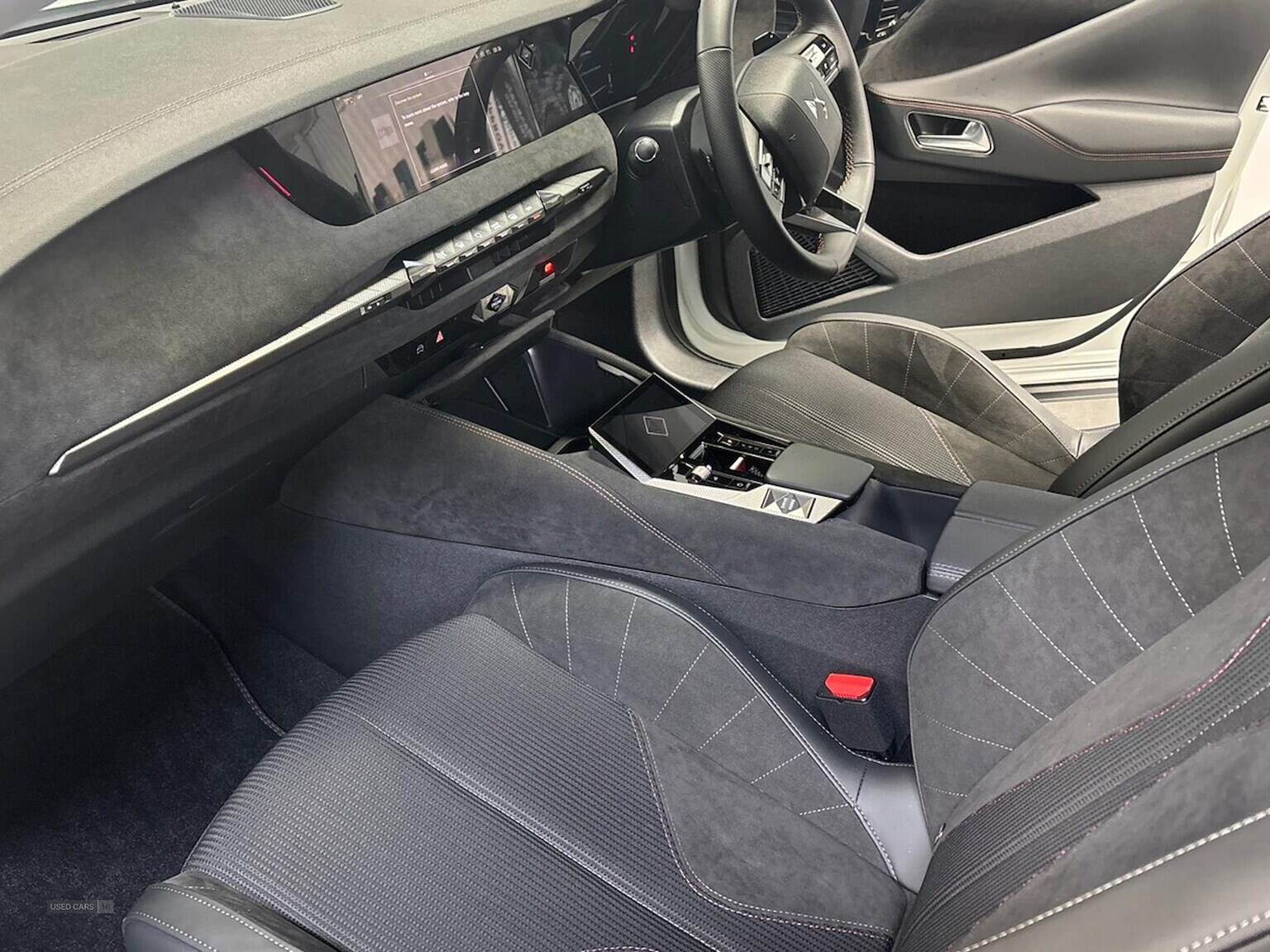 Jul 2024 DS DS4 1.6 E-Tense Performance Line Nav 5Dr Eat8