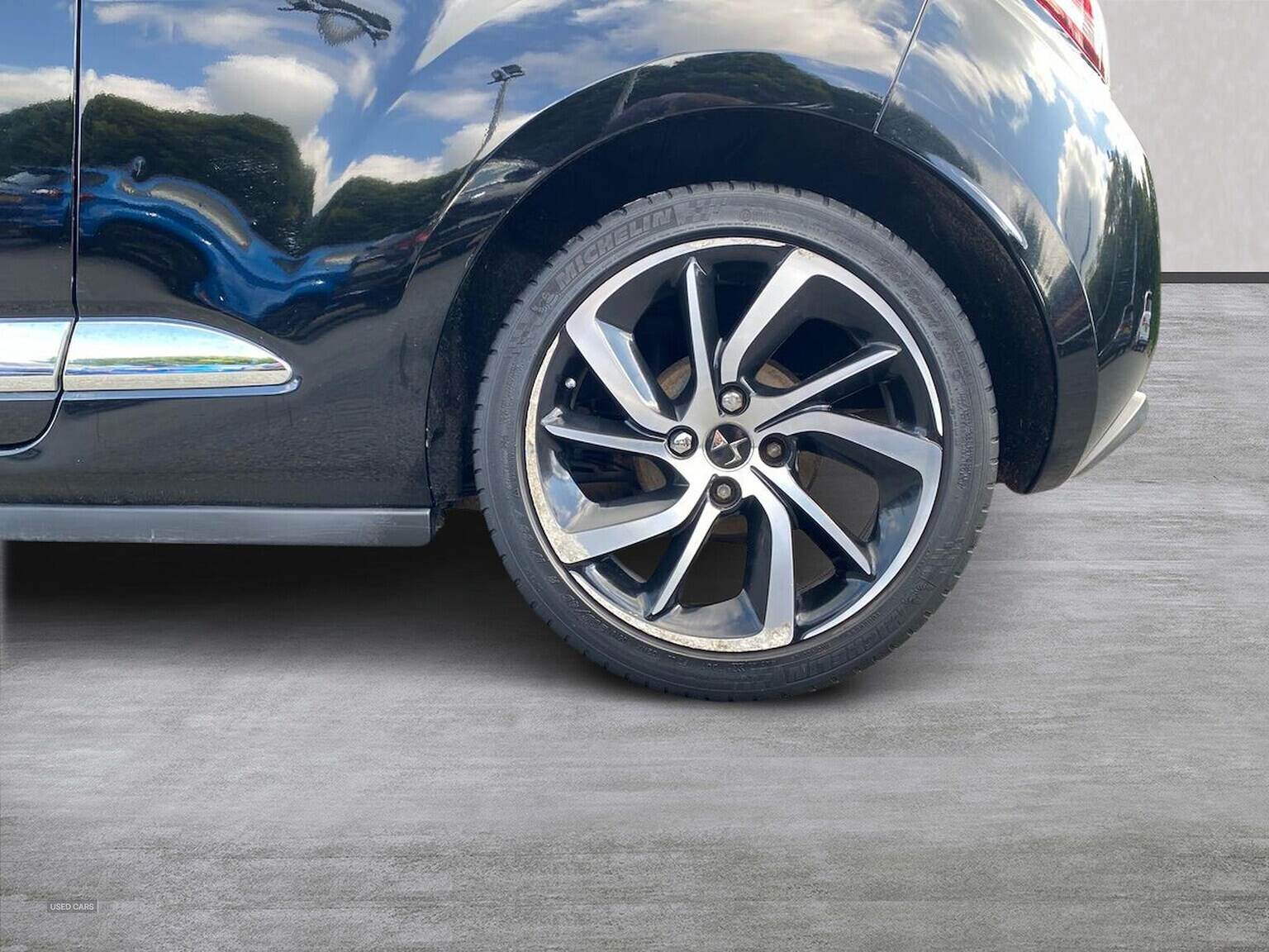 Apr 2018 DS DS3 1.2 Puretech 82 Connected Chic 3Dr