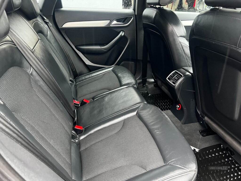 Jan 2017 Audi Q3 1.4T FSI S Line Navigation 5dr