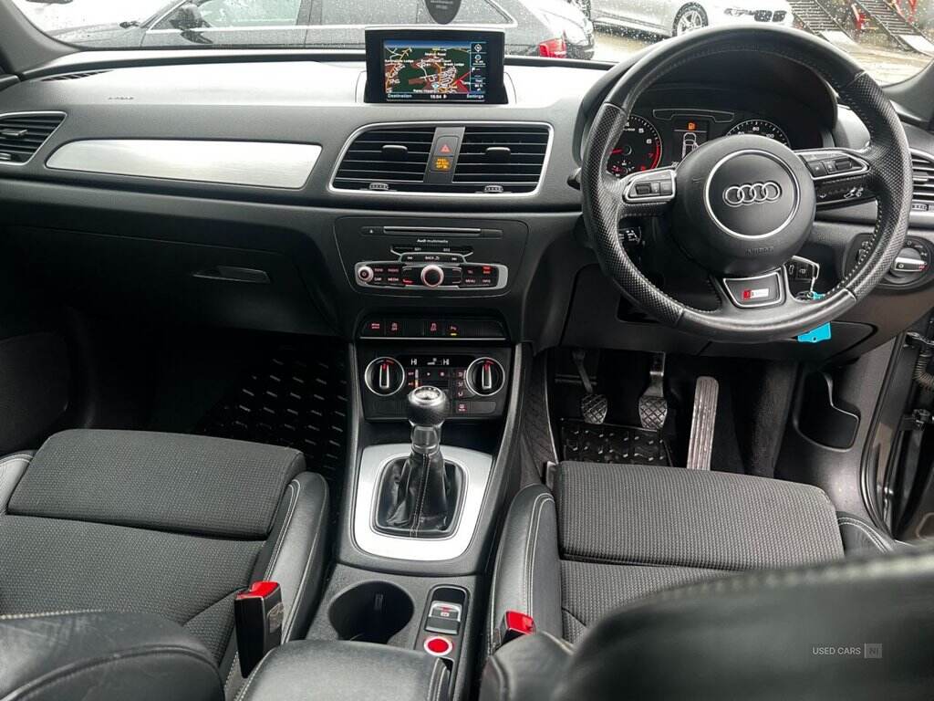 Jan 2017 Audi Q3 1.4T FSI S Line Navigation 5dr