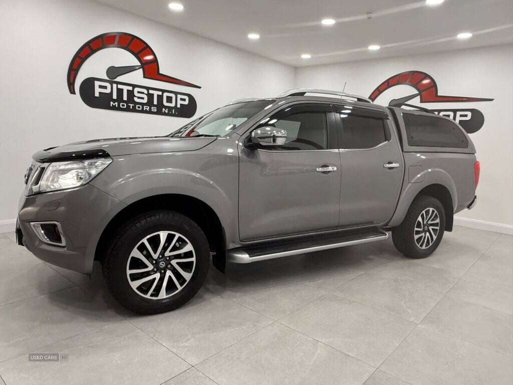 Sep 2017 Nissan Navara Double Cab Pick Up Tekna 2.3dCi 190 4WD