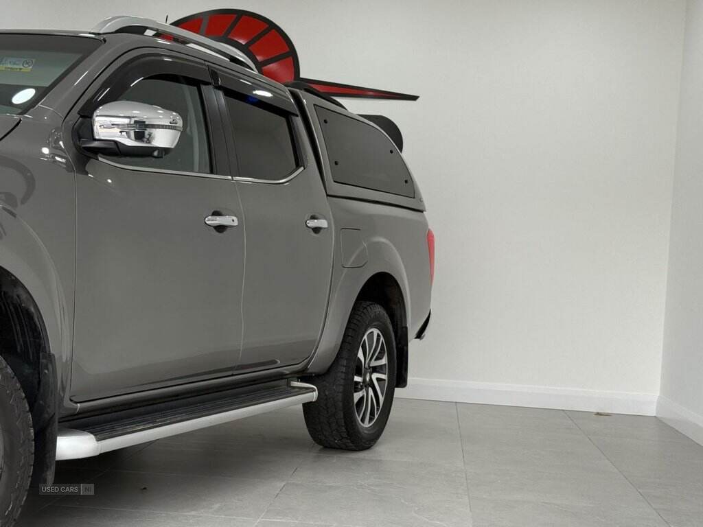 Sep 2017 Nissan Navara Double Cab Pick Up Tekna 2.3dCi 190 4WD