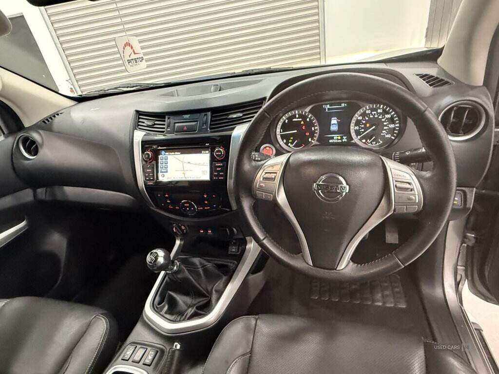 Sep 2017 Nissan Navara Double Cab Pick Up Tekna 2.3dCi 190 4WD