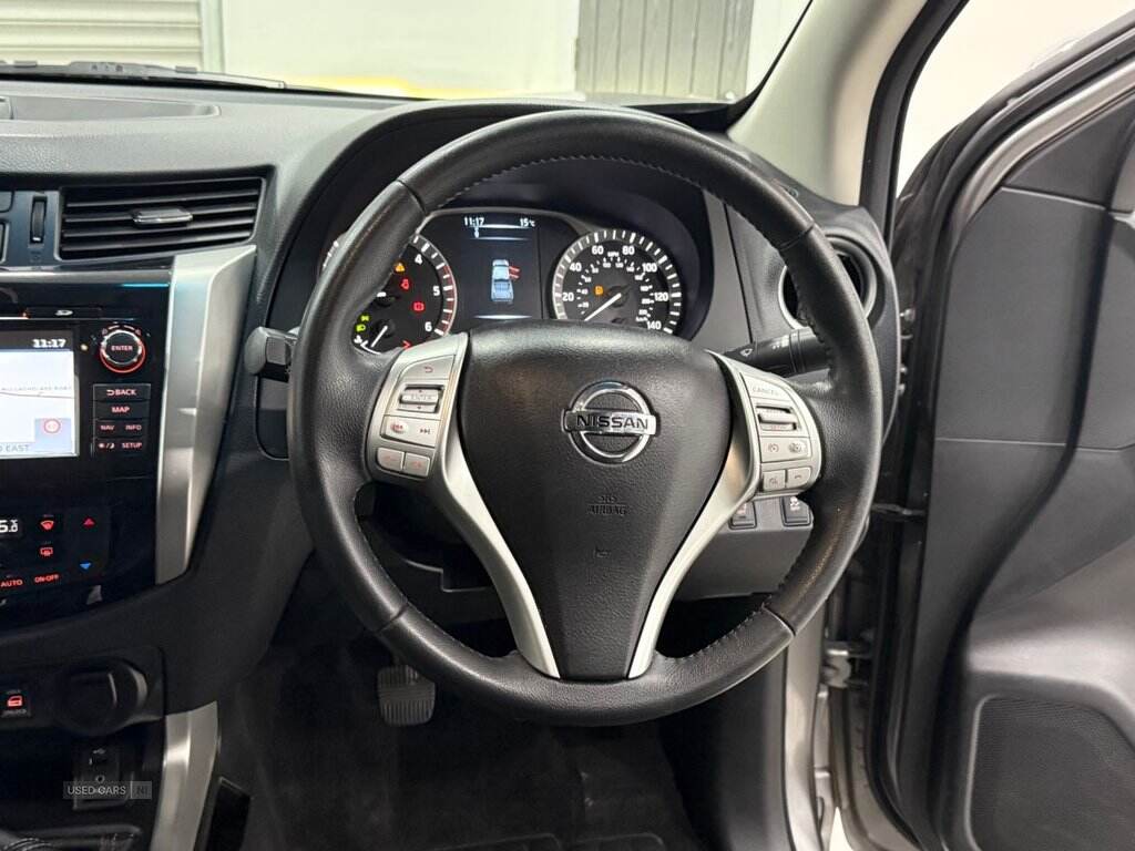 Sep 2017 Nissan Navara Double Cab Pick Up Tekna 2.3dCi 190 4WD