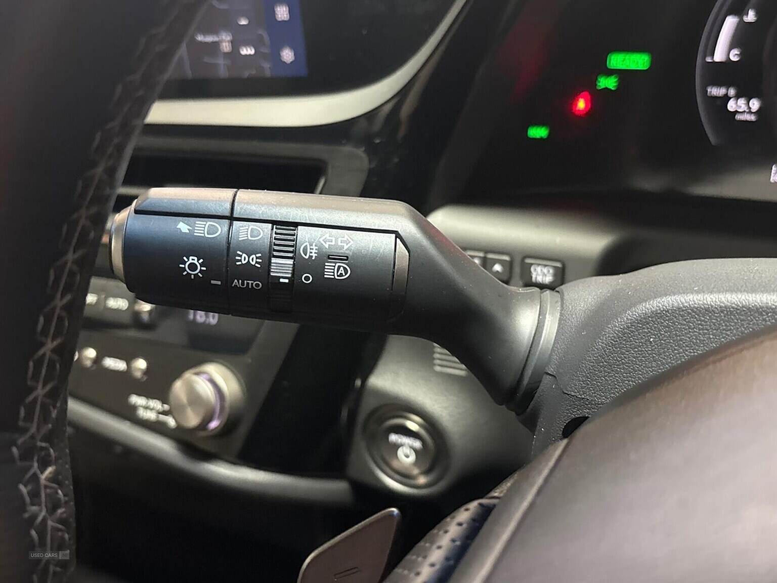 Sep 2023 Lexus ES 300H 2.5 F-Sport 4Dr Cvt