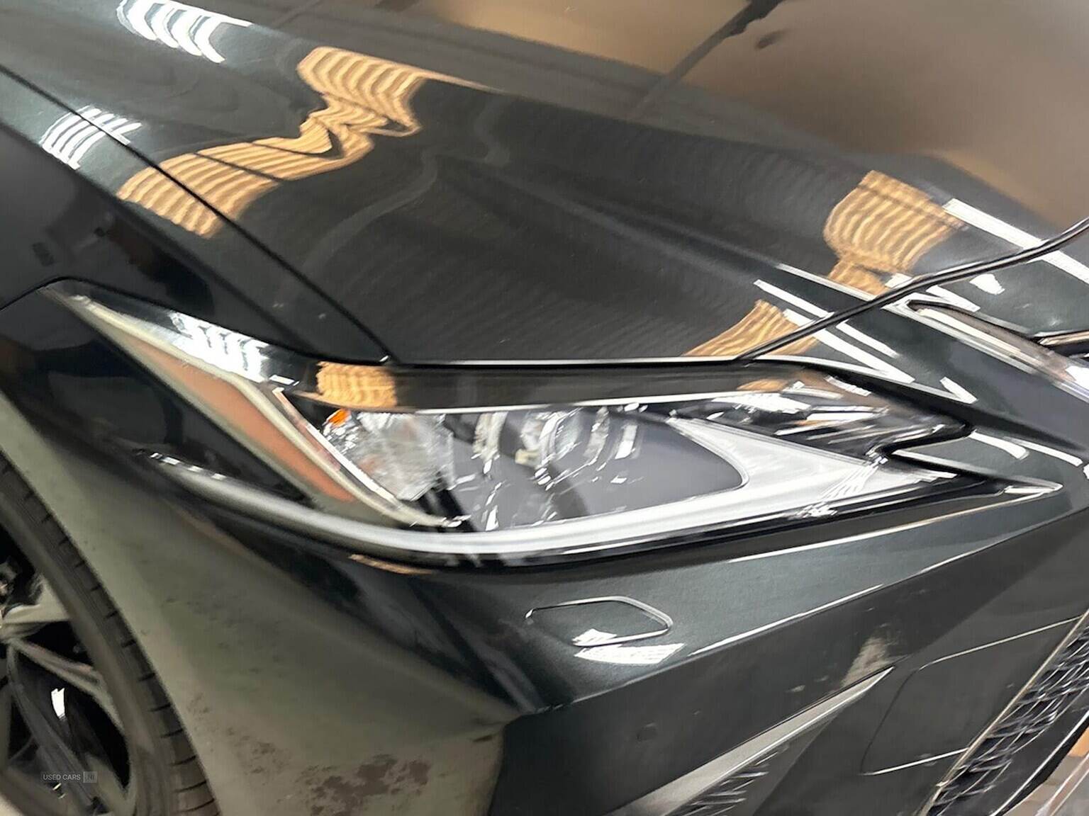 Sep 2023 Lexus ES 300H 2.5 F-Sport 4Dr Cvt