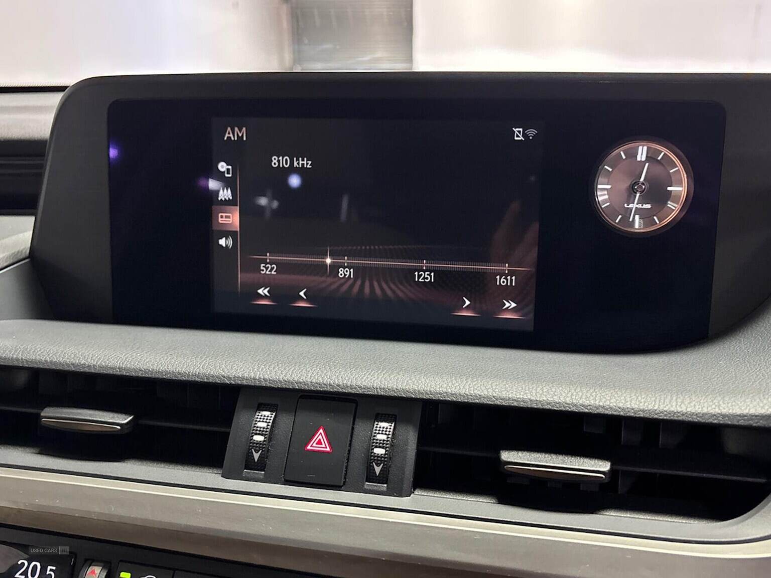 Jul 2020 Lexus ES 300H 2.5 4Dr Cvt [Premium Pack]