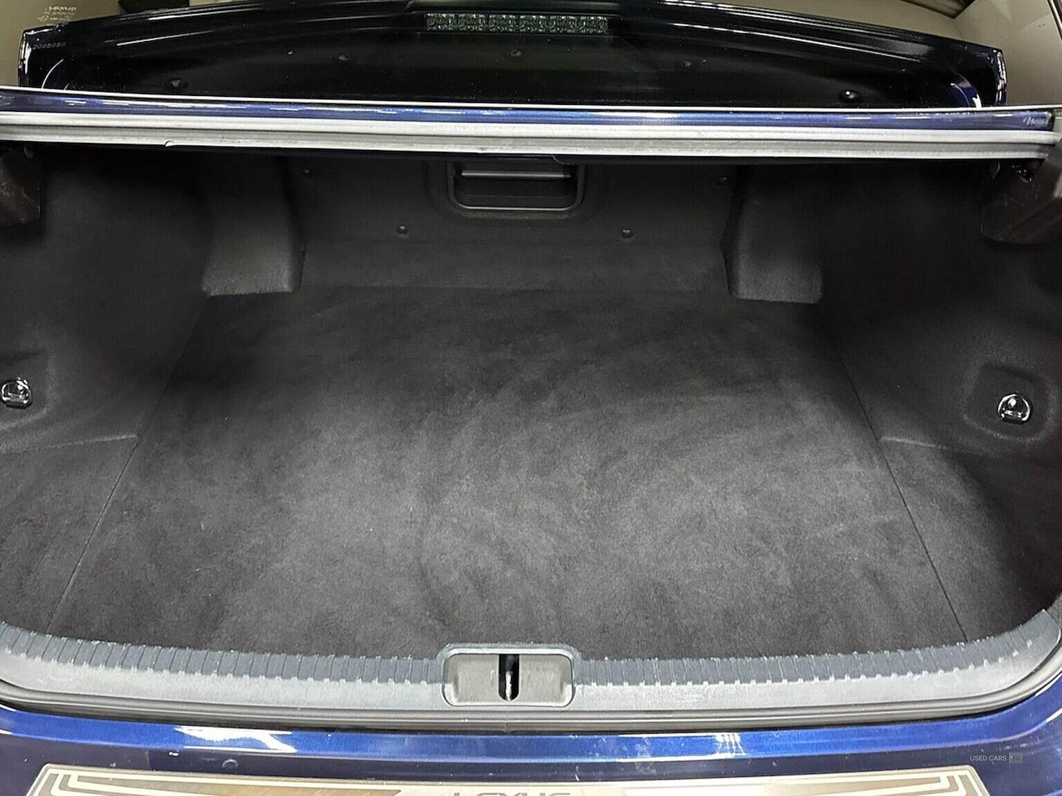 Jul 2020 Lexus ES 300H 2.5 4Dr Cvt [Premium Pack]