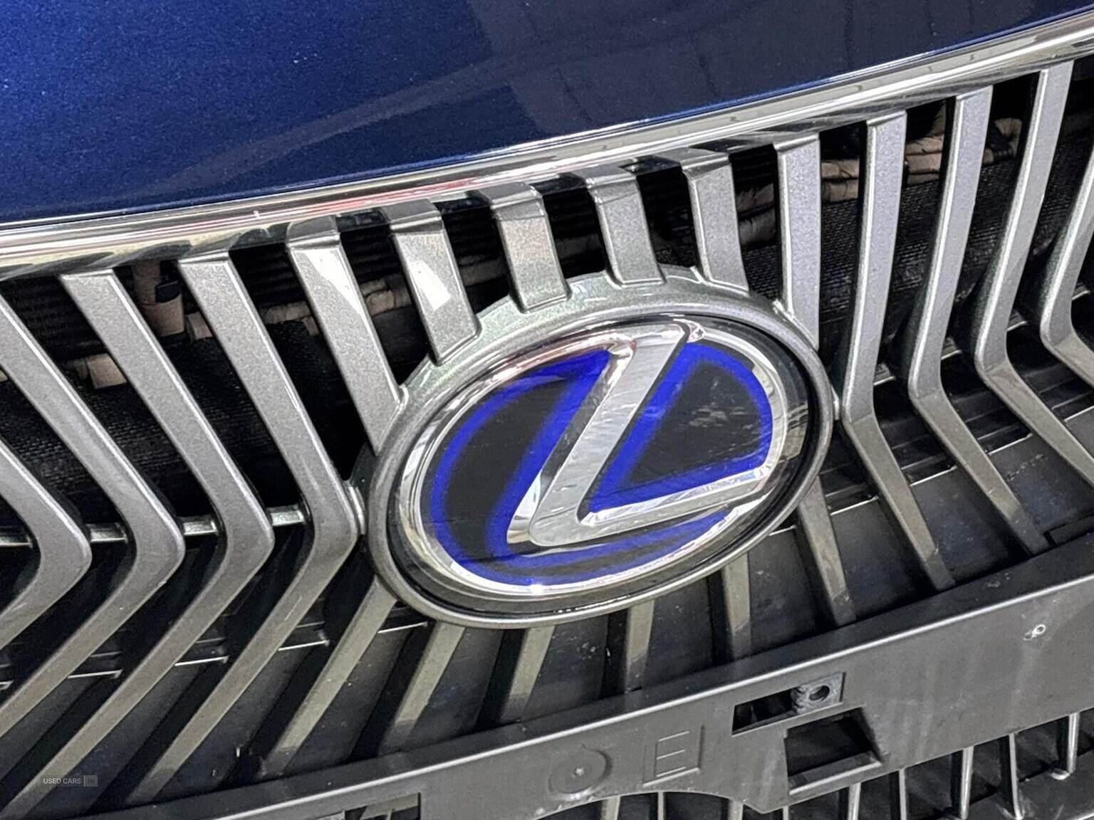 Jul 2020 Lexus ES 300H 2.5 4Dr Cvt [Premium Pack]