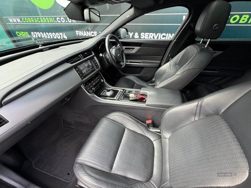 Jan 2016 Jaguar XF 2.0d Prestige 4dr Auto