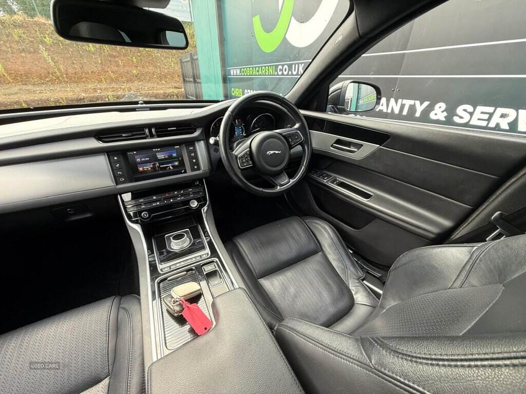 Jan 2016 Jaguar XF 2.0d Prestige 4dr Auto
