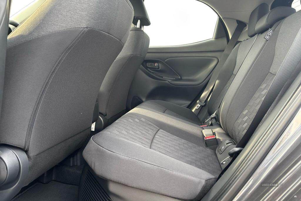 Mar 2025 Toyota Yaris 1.5 Hybrid Design 5dr CVT