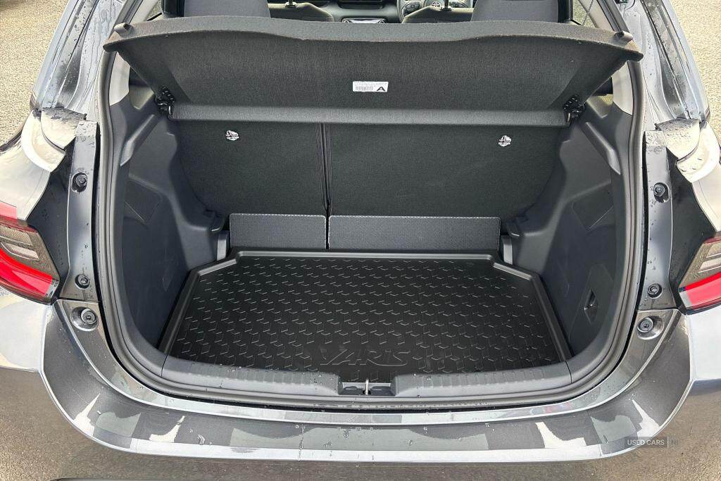 Mar 2025 Toyota Yaris 1.5 Hybrid Design 5dr CVT