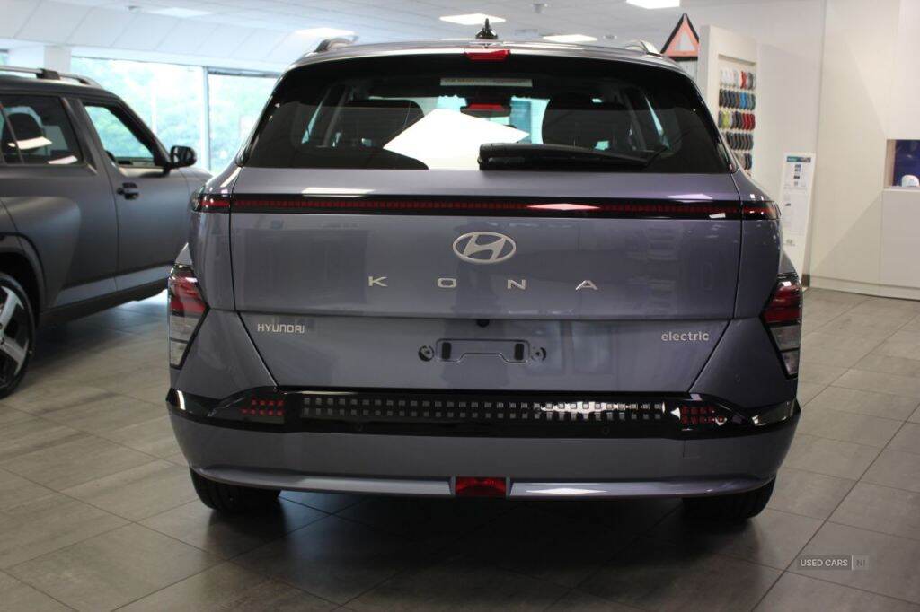  2025 Hyundai Kona 160kW Advance 65kWh 5dr Auto