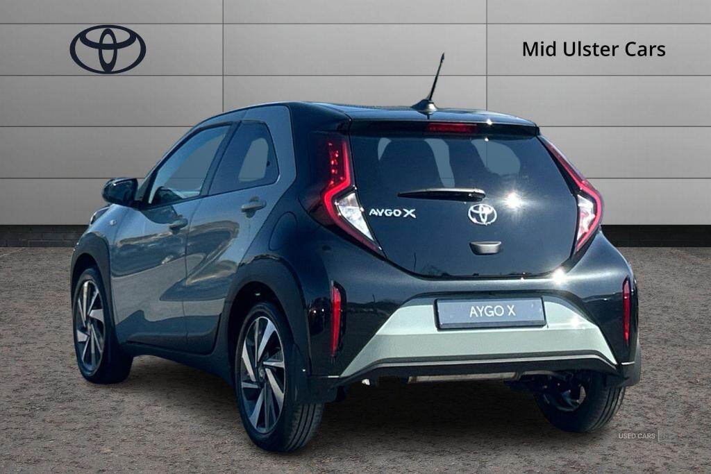 May 2025 Toyota Aygo X 1.0 VVT-i Edge 5dr