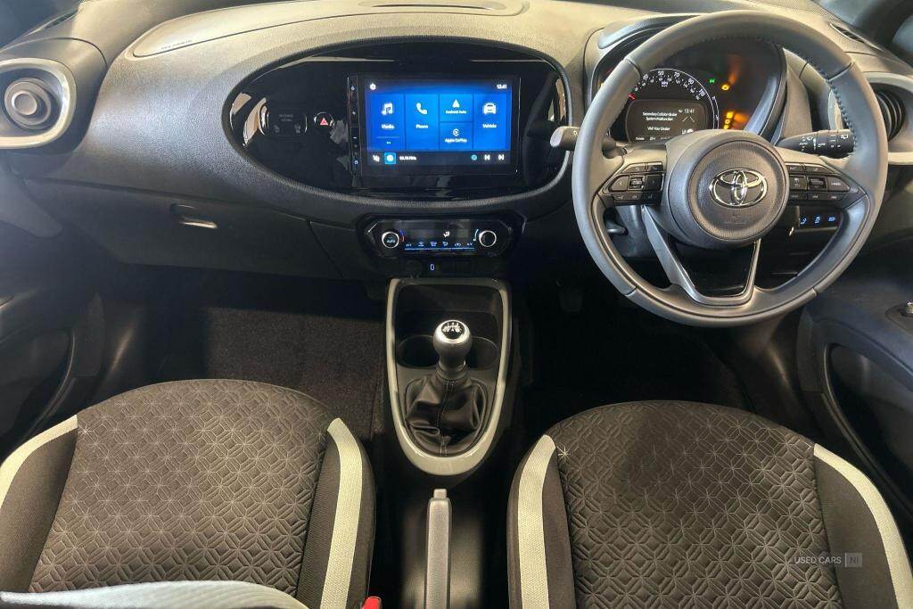 May 2025 Toyota Aygo X 1.0 VVT-i Edge 5dr